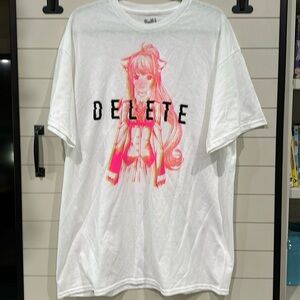 NWOT Graphic Tee size xl.